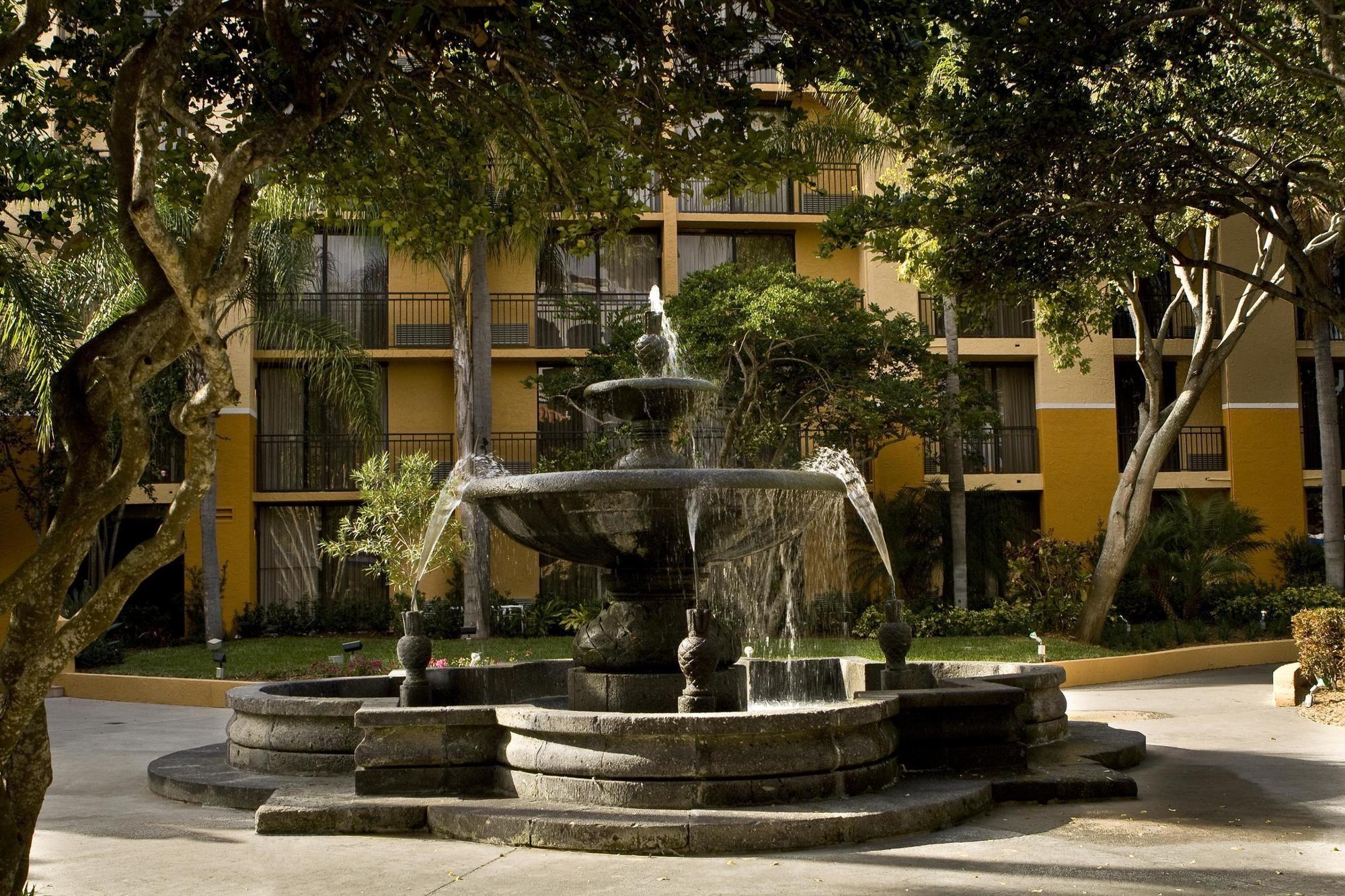 Courtyard By Marriott Bradenton Sarasota/Riverfront Zewnętrze zdjęcie