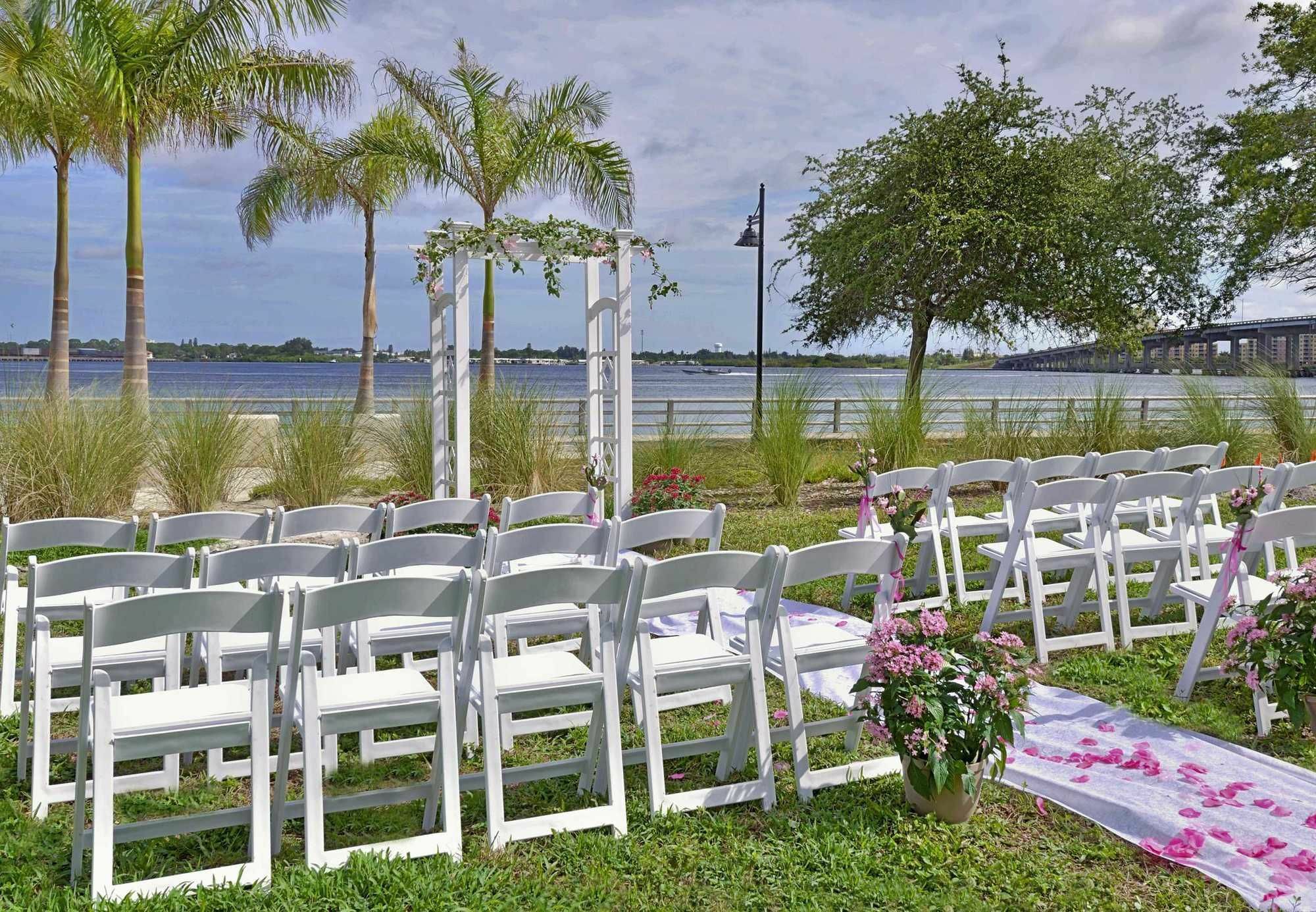 Courtyard By Marriott Bradenton Sarasota/Riverfront Zewnętrze zdjęcie
